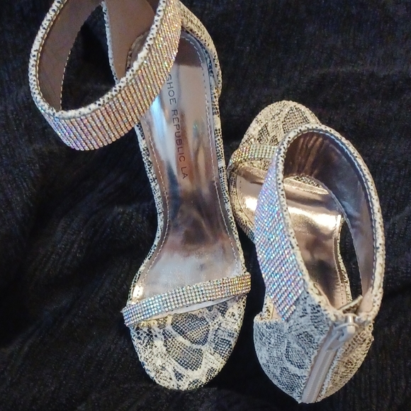 Rhinestone Snakeskin Sandals NWOT - Picture 5 of 5